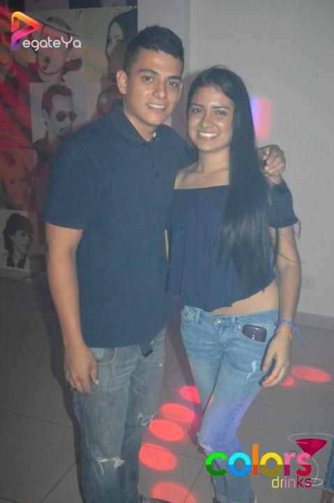 Foto 3 de Colors - 2do FDS Dic. 2015 en Colors Drinks
