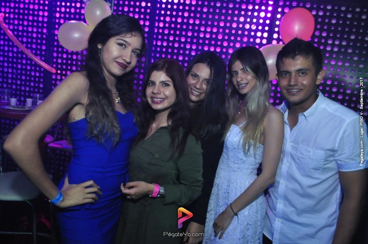 Foto 21 de PISO V - sábado 2 de sep 2017 en Bar Piso V Bucaramanga, Bucaramanga