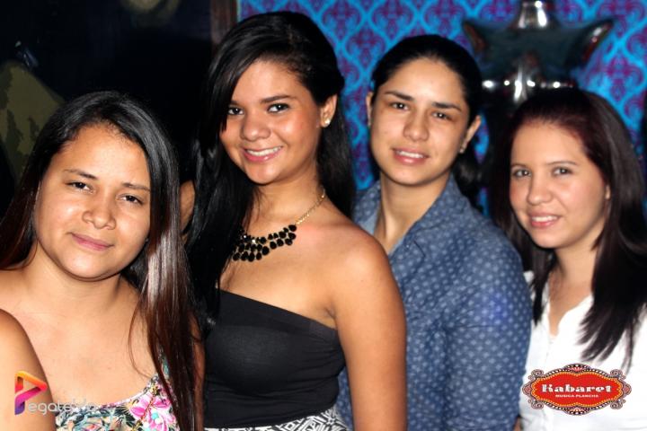 Foto 34 de Kabaret Bar - Marzo 08 del 2015 en Kabaret - Granada, Cali