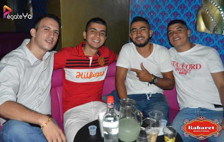 Foto 7 de Kabaret Bar - 1ER Fds Julio 2017 en Kabaret - Granada, Cali