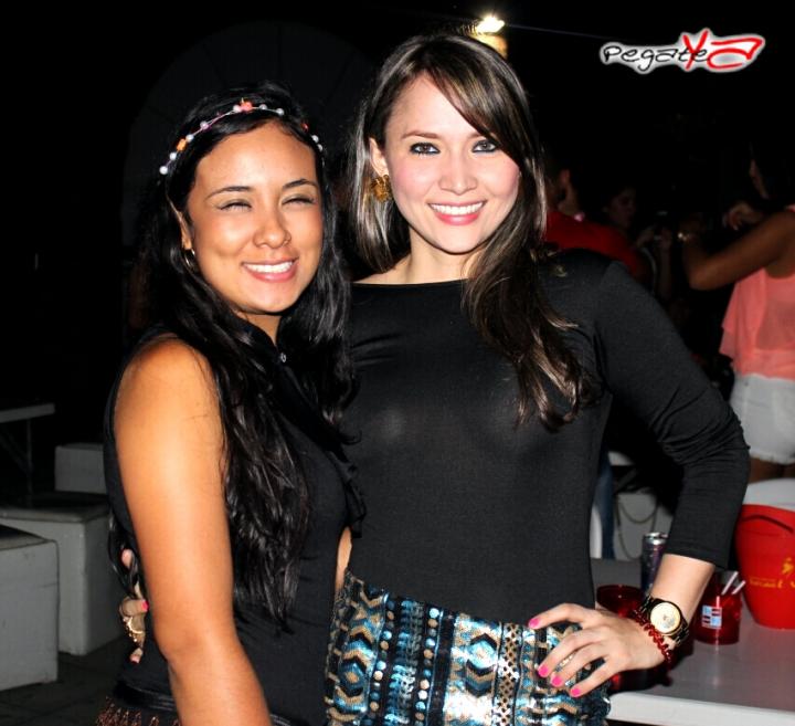 Foto 13 de Lolas Club - Amor y Amistad en Lolas Club Menga Cali, Cali