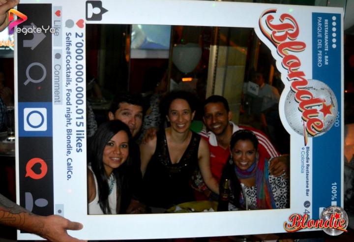 Foto 14 de Blondie - Amor y Amistad 2015 en Blondie Bar Cali, Cali