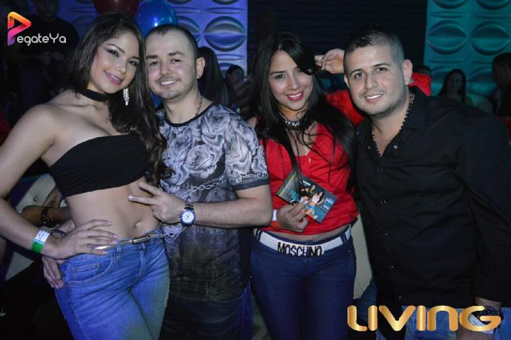 Foto 2 de Living - 1er & 2do Fds Octubre 2016 en Living Night Club, Cali