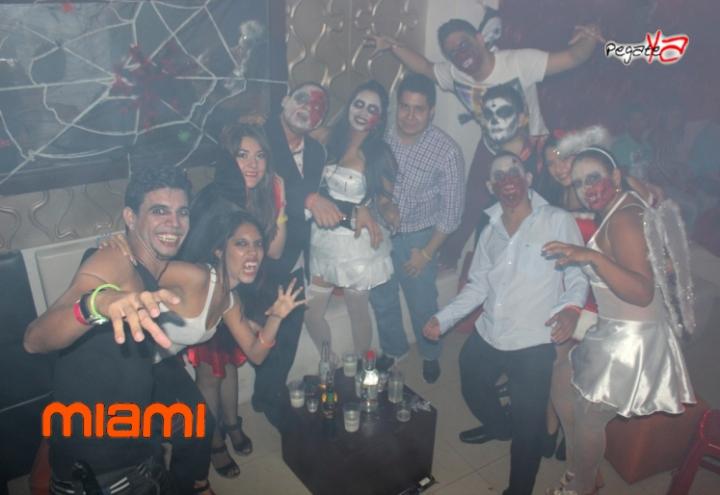 Foto 66 de Miami Bar - Halloween 2014 en Miami Bar Cali, Cali