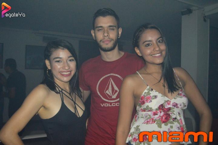 Foto 17 de Miami Bar - 5to Fds Abril 2017 en Miami Bar Cali, Cali