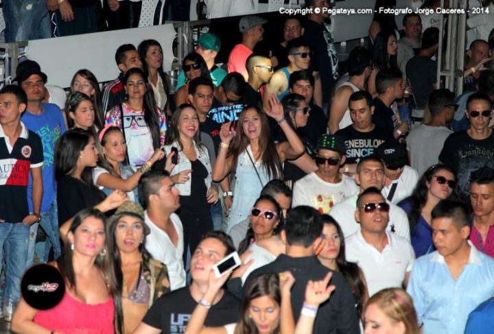 Foto 336 de TOMORROWLAKE Lago Calima en Fiestas Colombia, Medellín