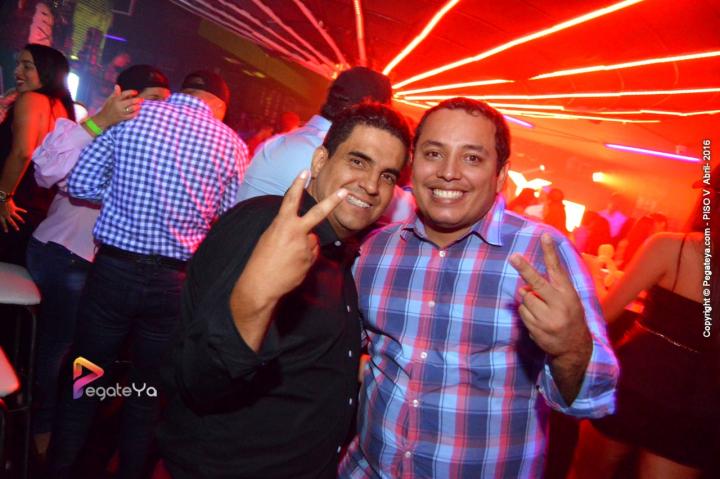 Foto 181 de Piso V - Sabado 9 abril de 2016 en Bar Piso V Bucaramanga, Bucaramanga