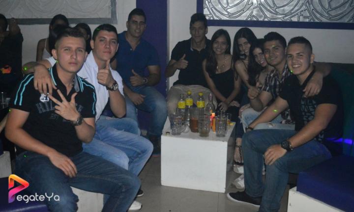 Foto 9 de Ahma Bar - 1er FDS Junio 2015 en Ahma Cali, Cali