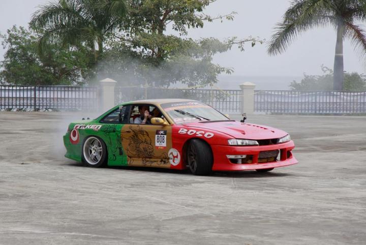 Foto 12 de Fotos de+Móvil Xtreme Drift III Parte en Johnny Castillo