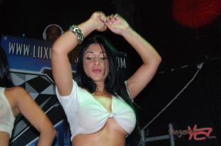 Foto 75 de Discoteca Luxury Camisetas Mojadas en Discoteca Luxury Medellin, Medellín