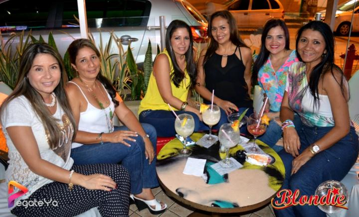 Foto 11 de Blondie - 3er FDS Mayo 2015 en Blondie Bar Cali, Cali