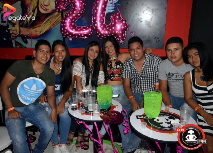 Foto 6 de Ampm Bar - AMOR & AMISTAD 2016 en Am / PM Bar - Cali, Cali