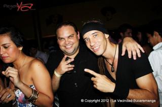 Foto 93 de Viernes 17 de Agosto de 2012 en Discoteca La Vecindad Bucaramanga, Bucaramanga