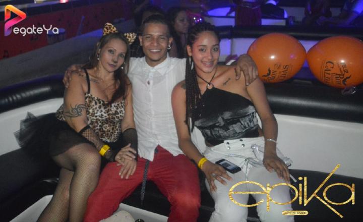 Foto 35 de Epika - Hallowen 2016 en Epika Night Club, Cali