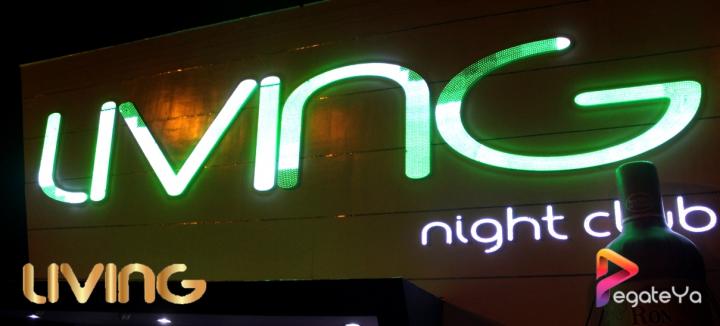 Foto 26 de Living - 1er FDS Febrereo 2015 en Living Night Club, Cali
