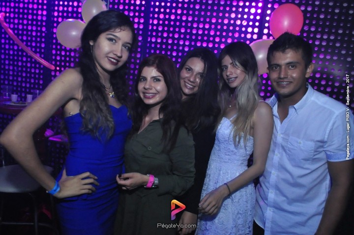 Foto 22 de PISO V - sábado 2 de sep 2017 en Bar Piso V Bucaramanga, Bucaramanga