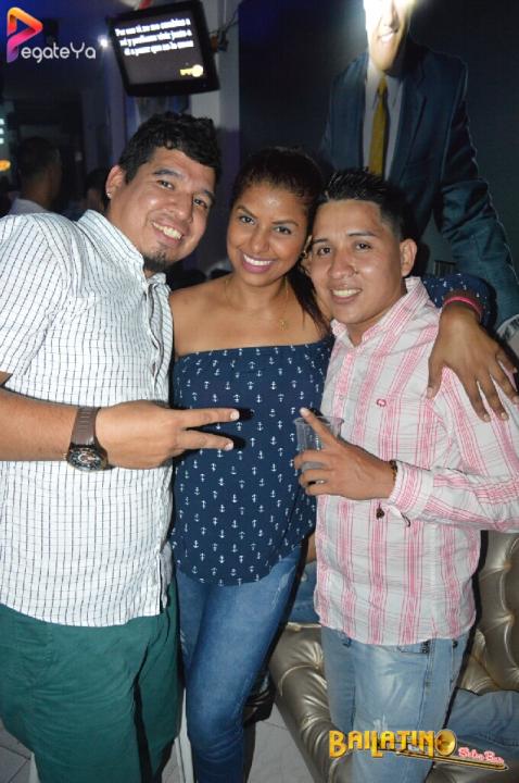 Foto 34 de Bailatino - 1er / 2do Fds Enero 2017 en Bailatino - Bar, Cali