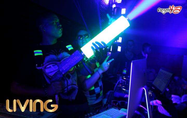Foto 75 de Living - Celedon y Pipe Pelaez en Living Night Club, Cali