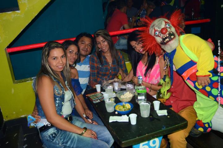 Foto 28 de El Manicomio sábado 22 de agosto 2015 en Discoteca El Manicomio Bucaramanga, Bucaramanga