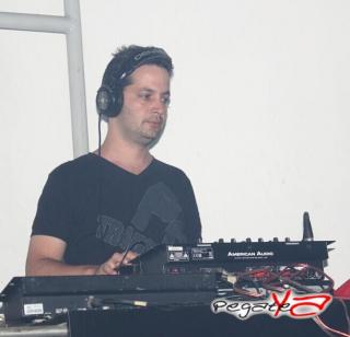 Foto 35 de Octubre 04 del 2013 en Babel / Barra Libre Cali, Cali