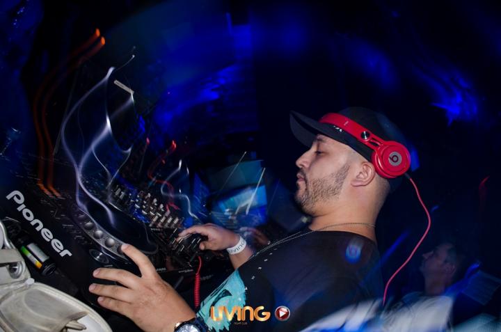 Foto 13 de Living - 3er Fds Febrero 2017 en Living Night Club, Cali