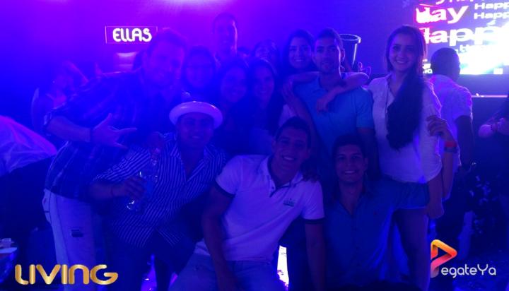 Foto 27 de Living - Abril 25 del 2015 en Living Night Club, Cali