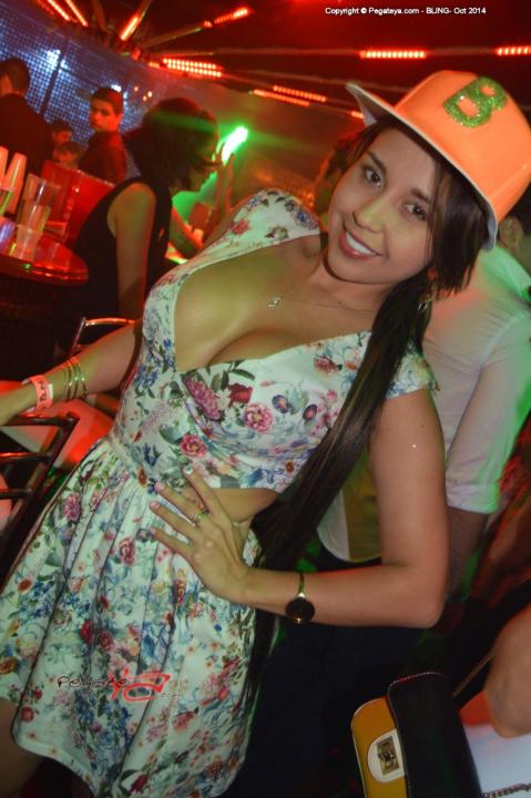 Foto 12 de Bling 24 y 25 de octubre de 2014 en Bar Bling Bucaramanga, Bucaramanga