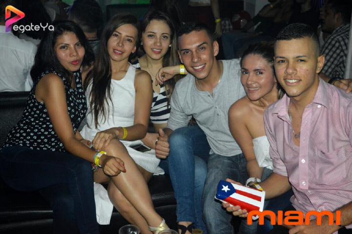 Foto 48 de Miami Bar - Amor & Amistad 2016 en Miami Bar Cali, Cali