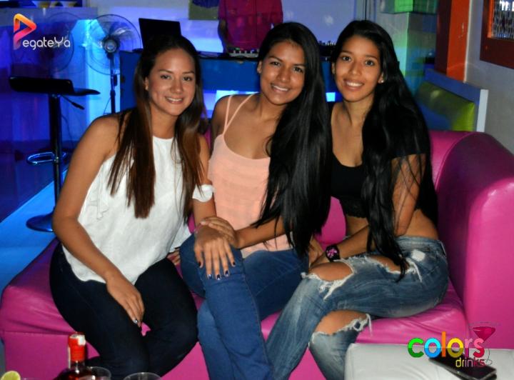 Foto 2 de Colors Drink - 3er FDS Junio 2015 en Colors Drink, Cali