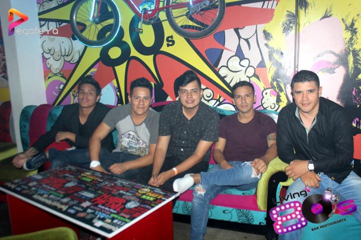 Foto 17 de living 80 - 2do 3er Mayo 2016 en Living Ochentas Cali, Cali
