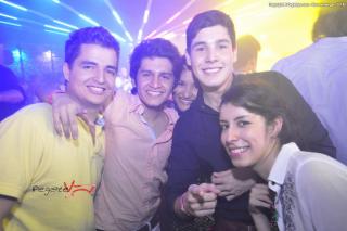 Foto 108 de Bar Bling 9 y 10 de mayo de 2014 en Bar Bling Bucaramanga, Bucaramanga
