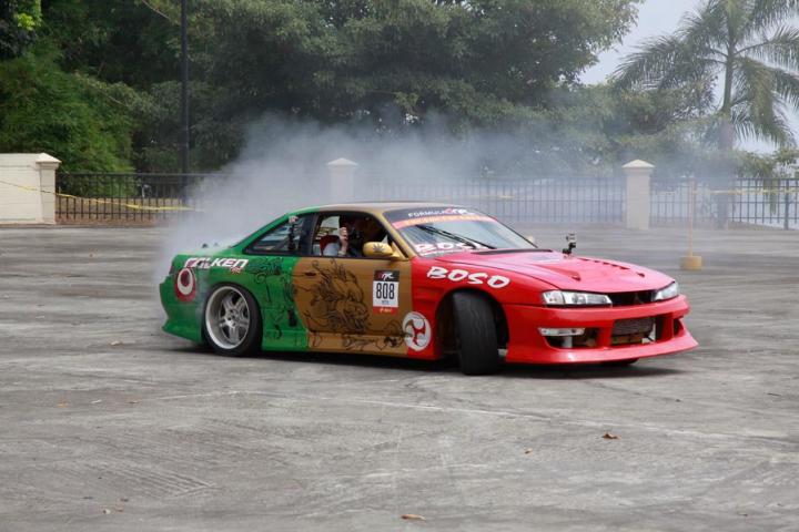 Foto 13 de Fotos de+Móvil Xtreme Drift III Parte en Johnny Castillo