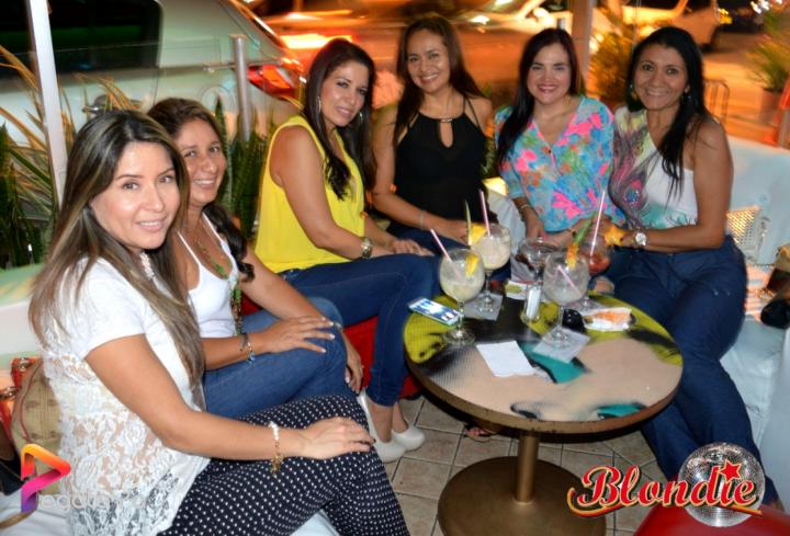 Foto 12 de Blondie - 3er FDS Mayo 2015 en Blondie Bar Cali, Cali