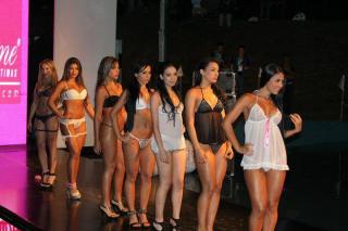 Foto 34 de BLACK AND WHITE Colombia en BLACK AND WHITE Colombia