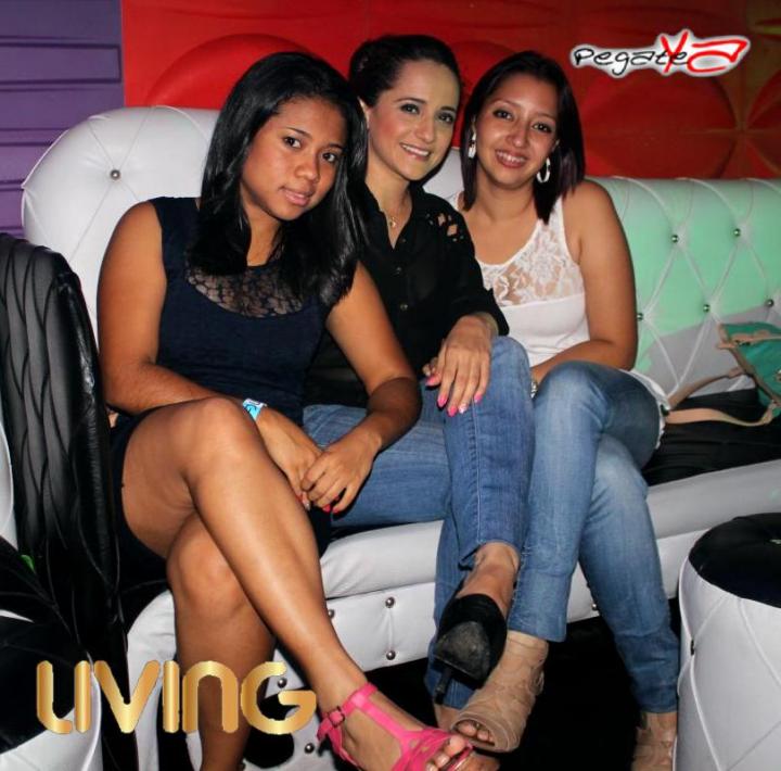 Foto 16 de Living Night Club - Oct 4 en Living Night Club, Cali