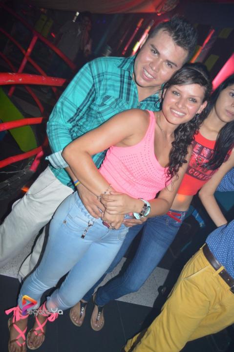Foto 29 de El Manicomio sábado 28 de marzo 2015 en Discoteca El Manicomio Bucaramanga, Bucaramanga