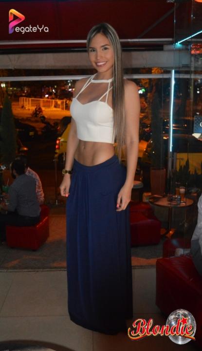 Foto 22 de Blondie - 4to FDS Junio 2015 en Blondie Bar Cali, Cali
