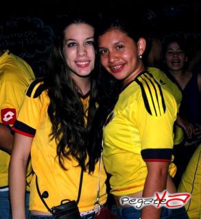 Foto 3 de Octubre 12 del 2013 en Heaven Shots, Cali