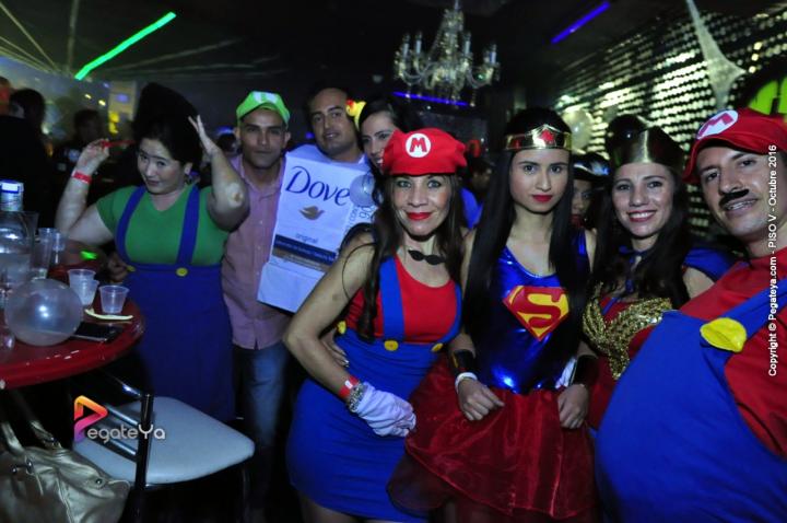 Foto 96 de PISO V - 29 Octubre 2016 en Bar Piso V Bucaramanga, Bucaramanga