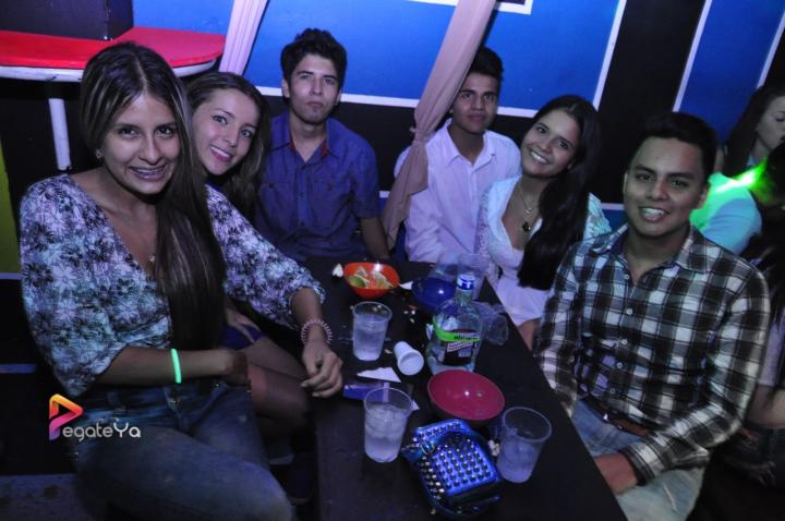 Foto 15 de El Manicomio sábado 02 de mayo 2015 en Discoteca El Manicomio Bucaramanga, Bucaramanga