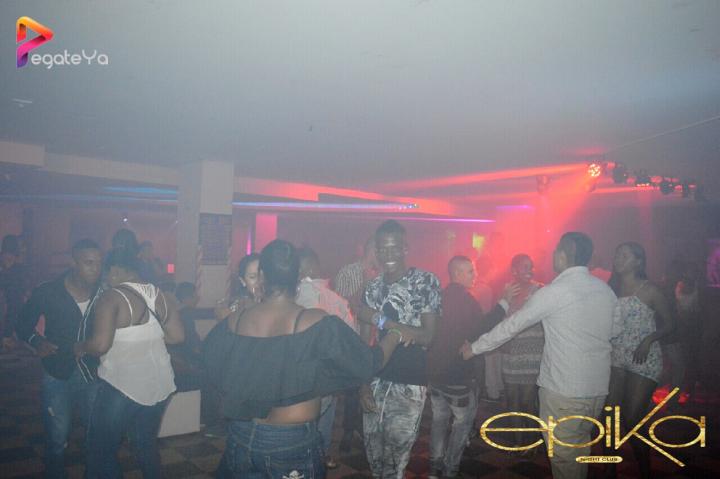Foto 7 de EPIKA - 4tO FDS DIC. 2016 en Epika Night Club, Cali