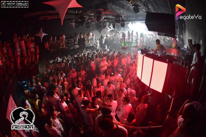 Foto 80 de 5ta Edicion Fiesta Blanca - Mission Club en Pegateya Cali, Cali