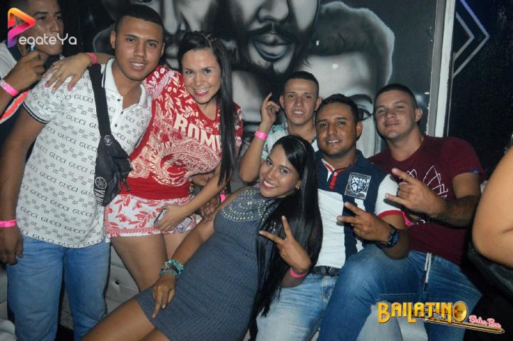 Foto 64 de Bailatino - AMOR & AMISTAD 2016 en Bailatino - Bar, Cali