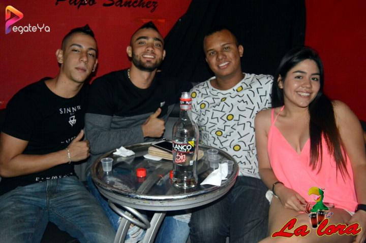 Foto 18 de La Lora - 1er Fds Junio 2017 en La Lora Bar, Cali