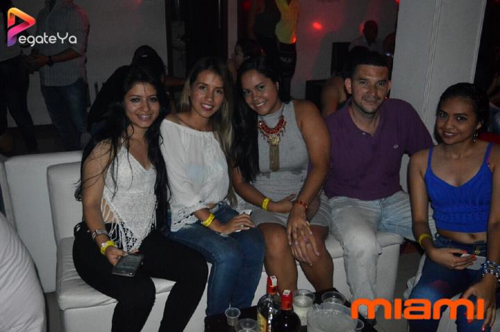 Foto 49 de Miami Bar - Amor & Amistad 2016 en Miami Bar Cali, Cali