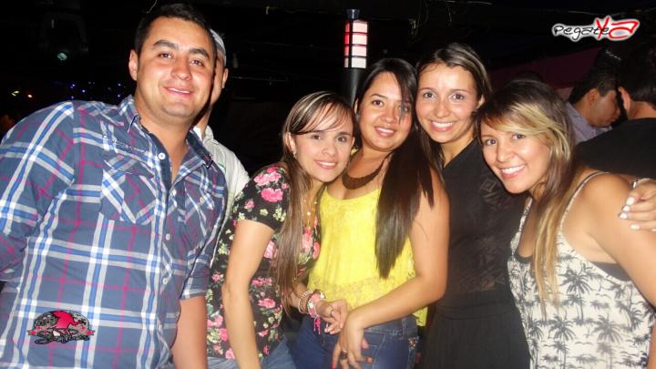 Foto 49 de Sam Puès Bar - Sept. 13 en Discoteca Sam Pues Medellin, Medellín