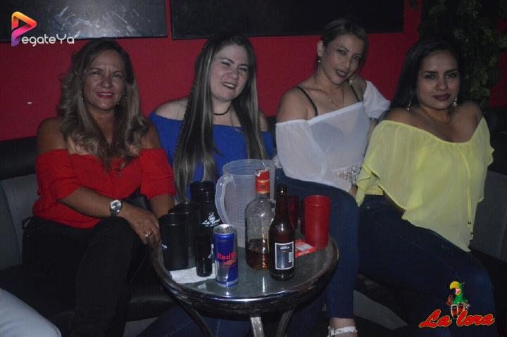 Foto 19 de La Lora - 3er Fds Febrero 2017 en La Lora Bar, Cali