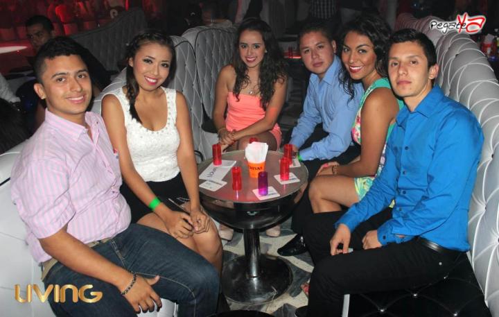 Foto 39 de Living Night Club - Sep 27 en Living Night Club, Cali