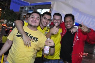 Foto 21 de Partido Colombia vs Ecuador en La Sala Club, Bucaramanga