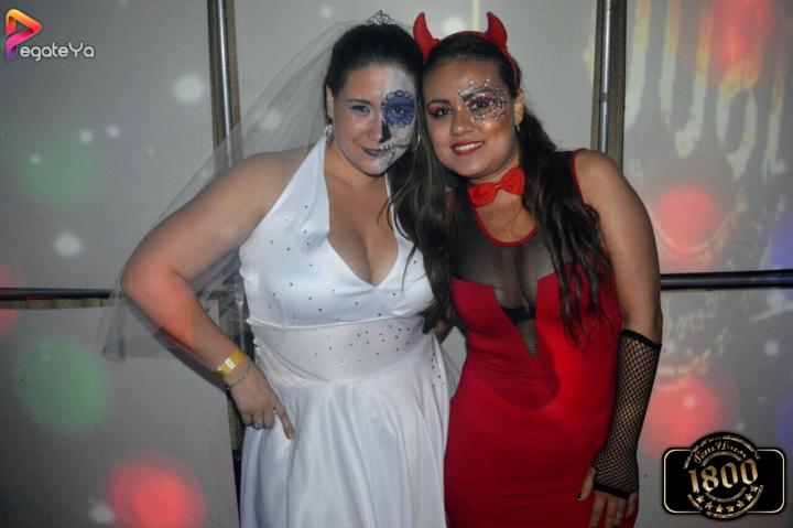 Foto 14 de 1800 Halloween 2015 - en Penthouse 1800, Cali